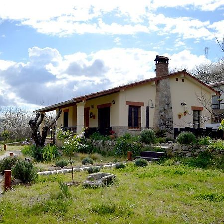 纳瓦孔塞霍Casa Valeriana别墅 外观 照片